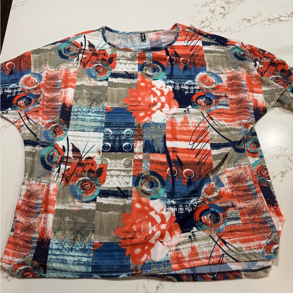 Elegant multicolored Blouse